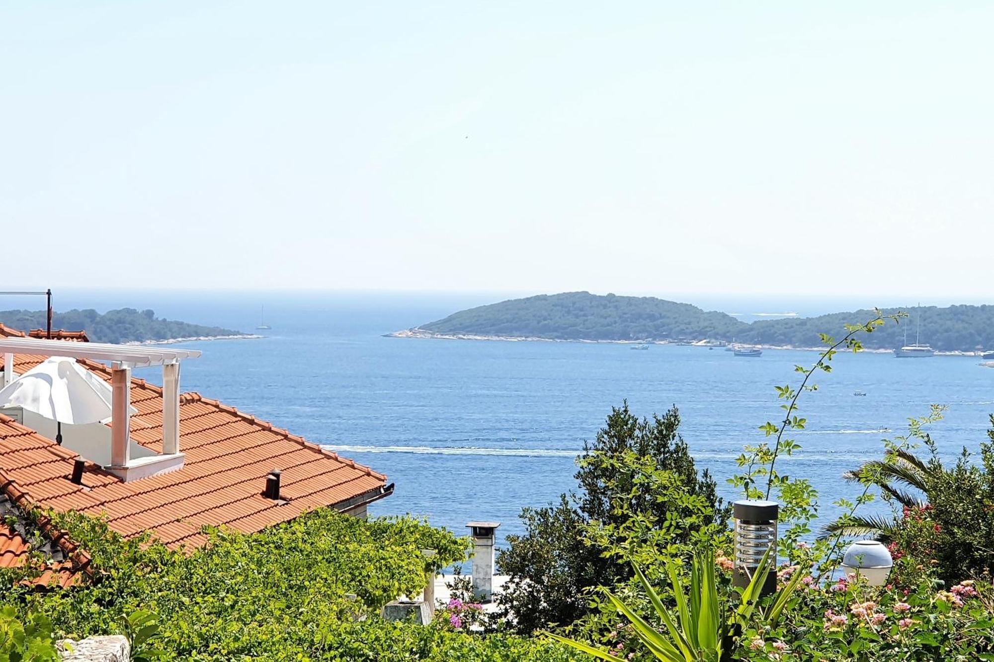 Roso - Zf Hvar Apartment